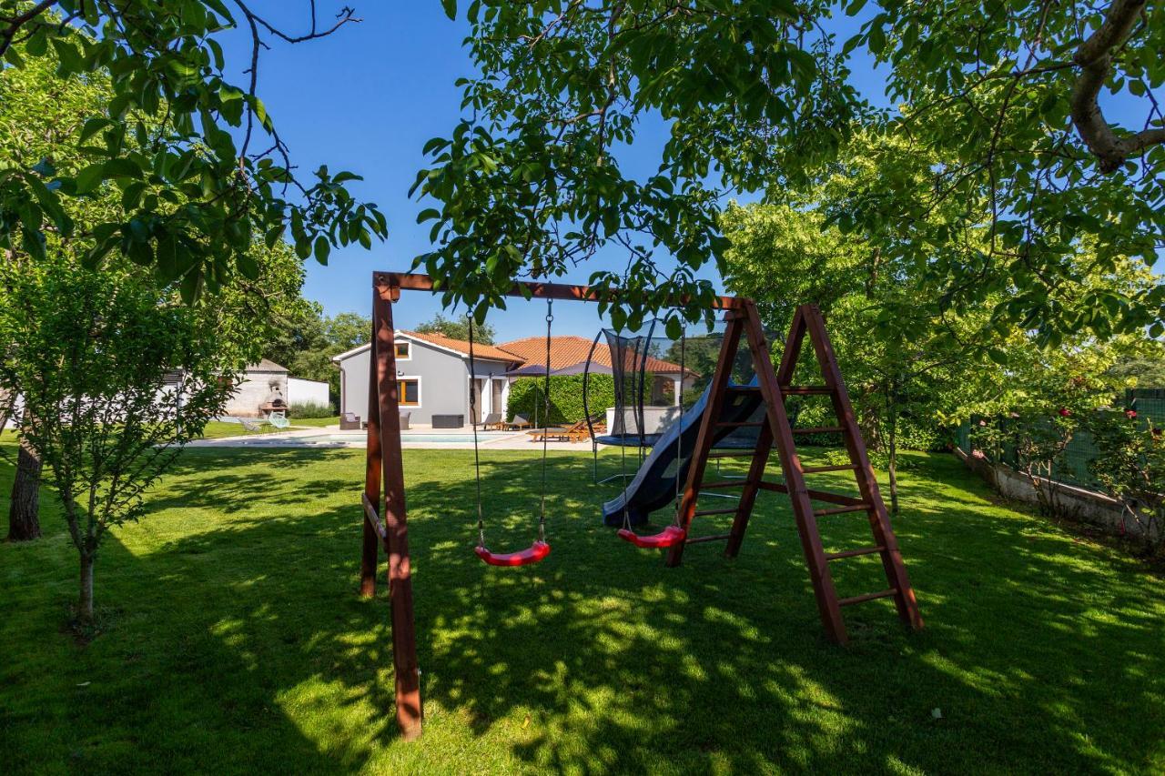 Villa Anavi Bicici Buitenkant foto