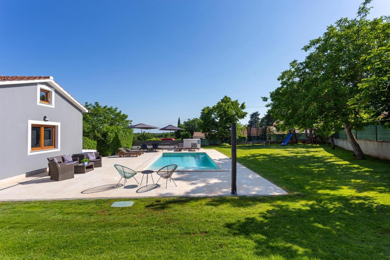 Villa Anavi Bicici Buitenkant foto